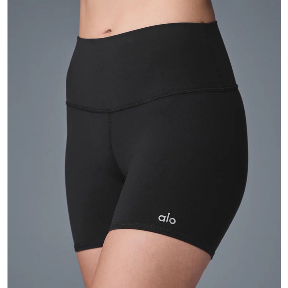 ALO Yoga Women's 5" Airbrush High-Waist Biker Short